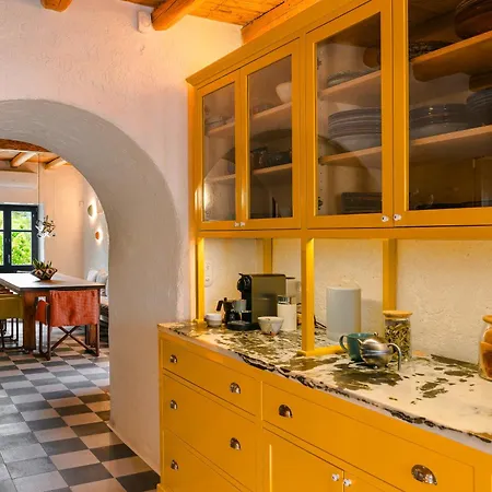 Casa Miel